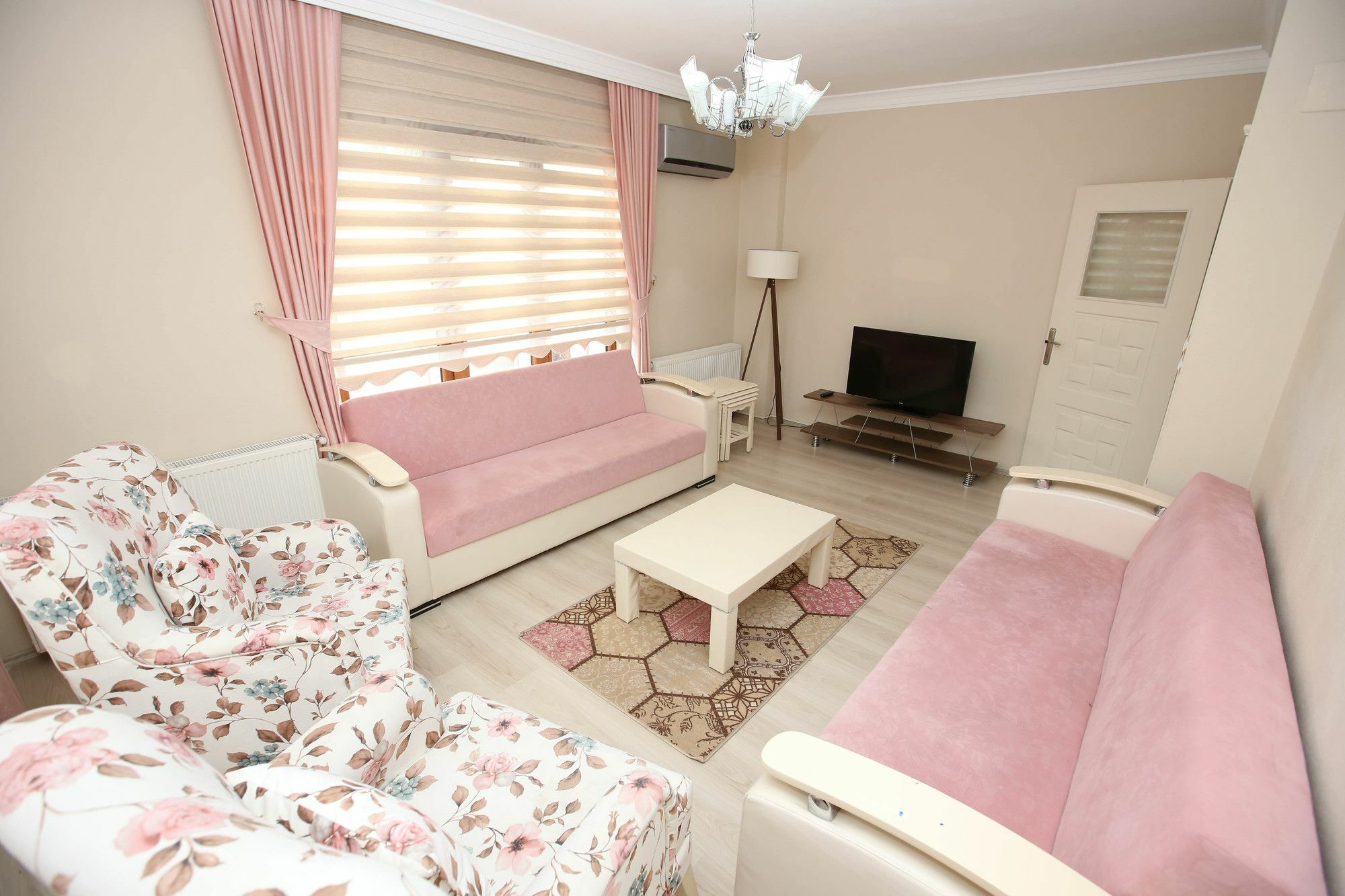 Elmas Apart Hotel Trabzon Buitenkant foto